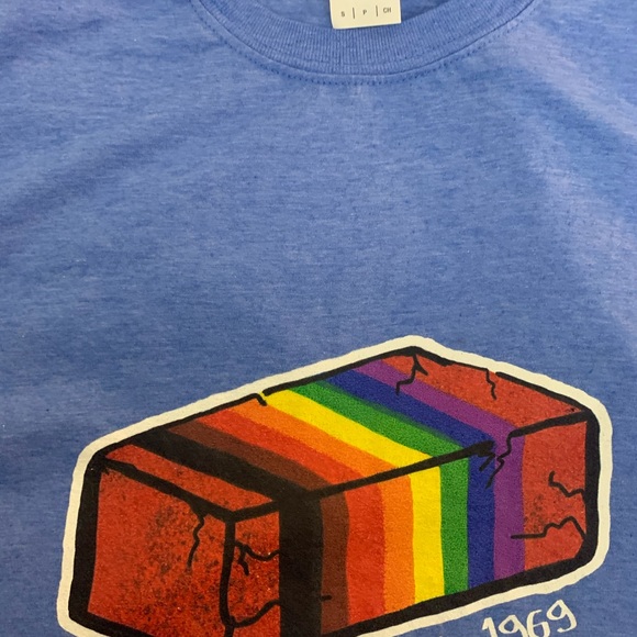 Stonewall riot t shirt - Picture 2 of 2